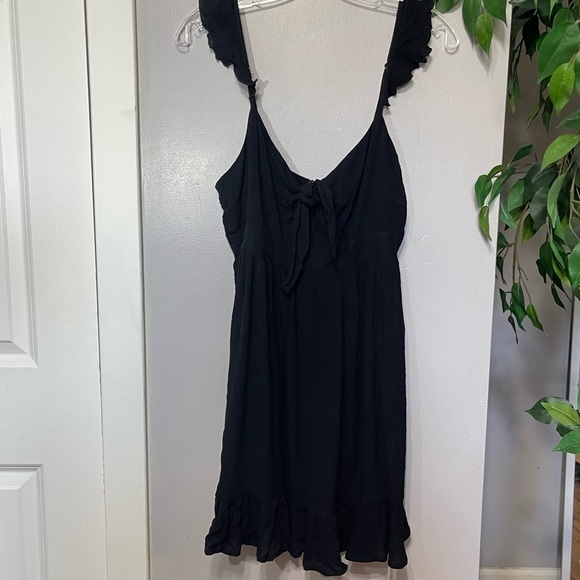 Forever 21 Black Dress‎ size M - Picture 1 of 10